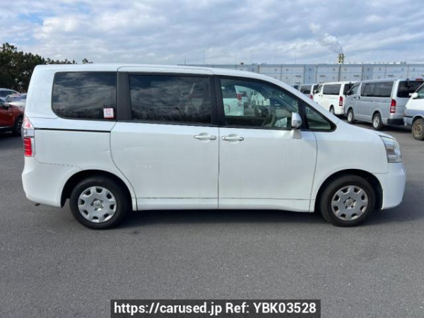Used 2008 AT toyota noah ZRR70G Image[7]