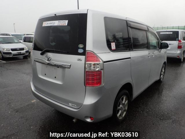 Used 2007 AT toyota noah ZRR75G Image[5]