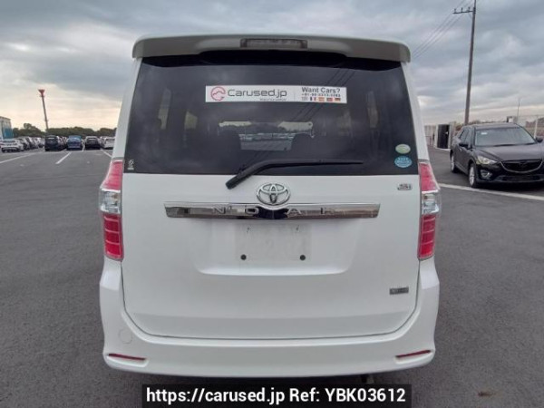 Used 2010 AT toyota noah ZRR75W Image[5]