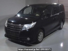 Toyota Noah ZRR80G