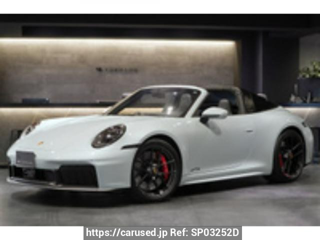 2025 Porsche null 992SM2