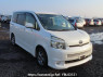 Used 2008 AT toyota voxy ZRR70W Image[0]