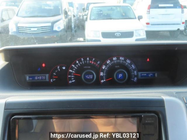 Used 2008 AT toyota voxy ZRR70W Image[26]