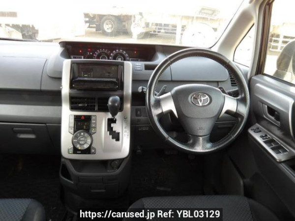 Used 2008 AT toyota noah ZRR70W Image[22]