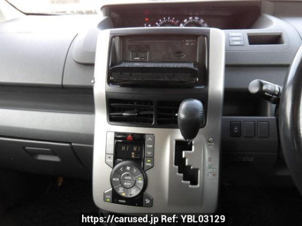 Used 2008 AT toyota noah ZRR70W Image[25]