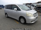 Toyota Noah ZRR70G