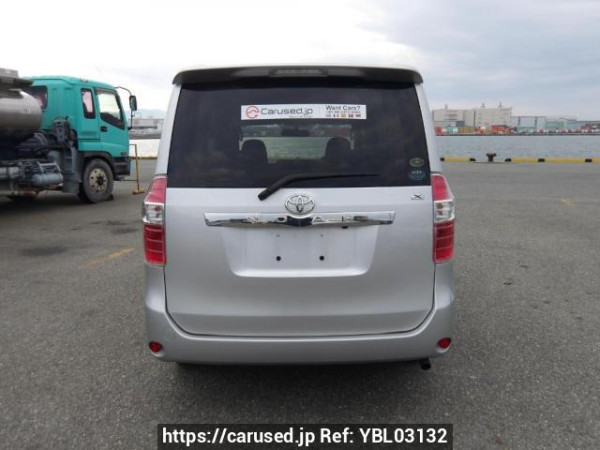 Used 2008 AT toyota noah ZRR70G Image[5]