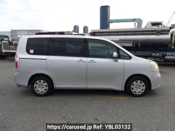 Used 2008 AT toyota noah ZRR70G Image[7]