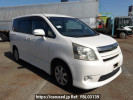 Toyota Noah ZRR70W