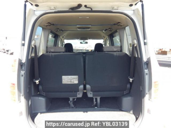 Used 2009 AT toyota noah ZRR70W Image[8]
