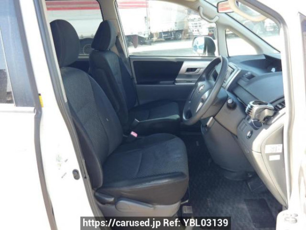 Used 2009 AT toyota noah ZRR70W Image[13]