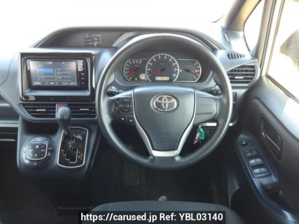 Used 2015 AT toyota noah ZRR80G Image[21]