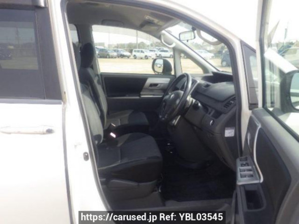 Used 2008 AT toyota noah ZRR70W Image[10]