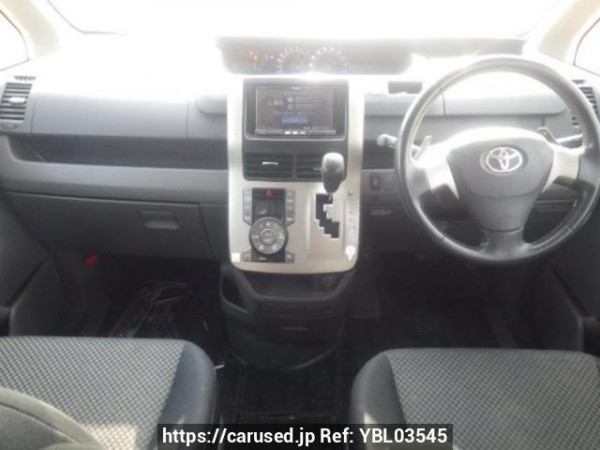 Used 2008 AT toyota noah ZRR70W Image[18]