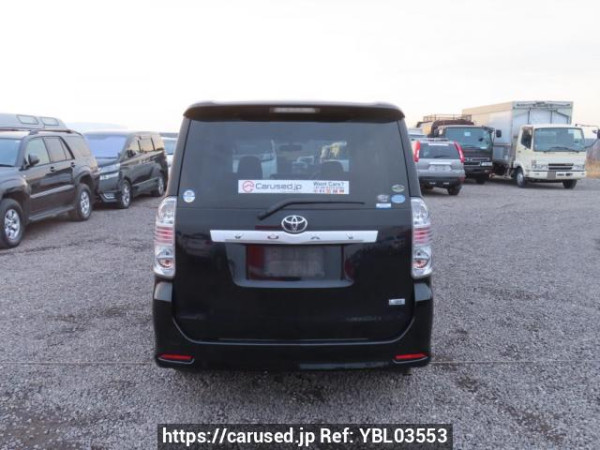 Used 2010 AT toyota voxy ZRR70W Image[5]