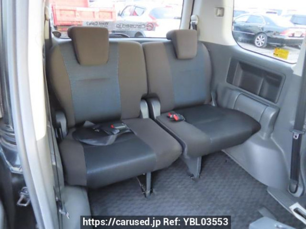 Used 2010 AT toyota voxy ZRR70W Image[22]
