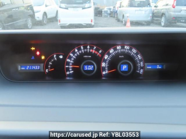 Used 2010 AT toyota voxy ZRR70W Image[27]