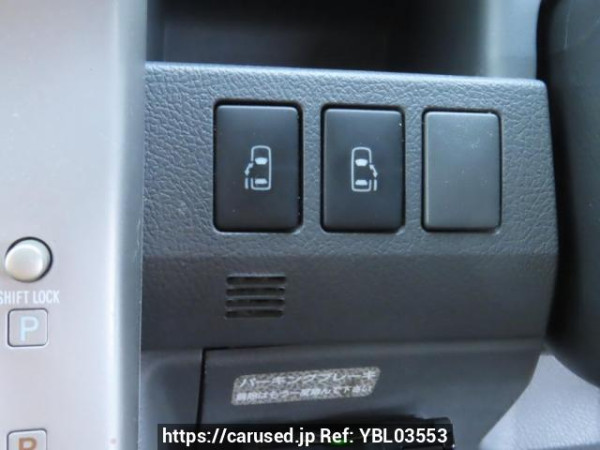 Used 2010 AT toyota voxy ZRR70W Image[33]