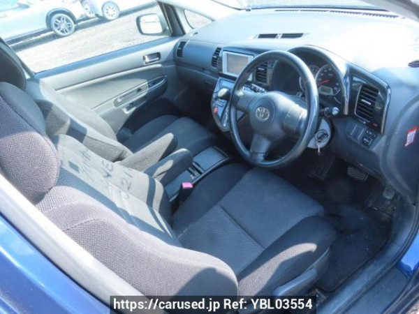 Used 2004 AT toyota wish ZNE10G Image[13]