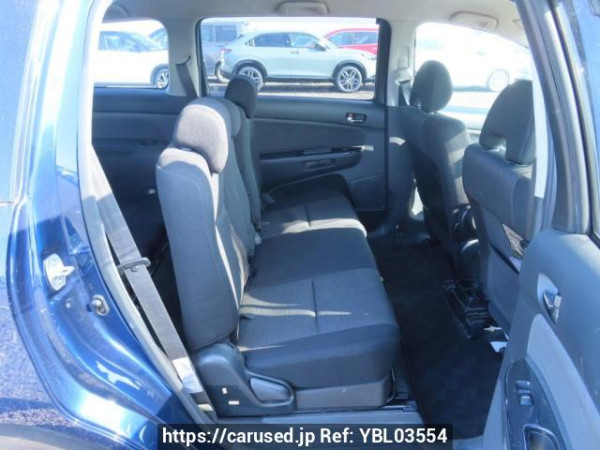 Used 2004 AT toyota wish ZNE10G Image[17]
