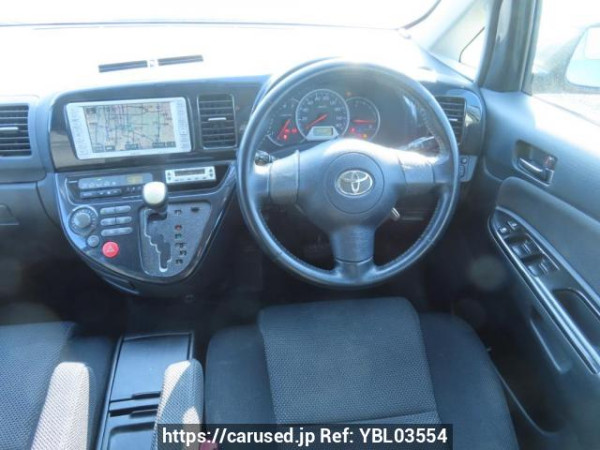 Used 2004 AT toyota wish ZNE10G Image[23]