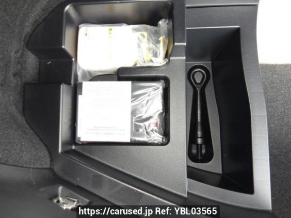 Used 2014 AT toyota harrier ZSU60W Image[43]