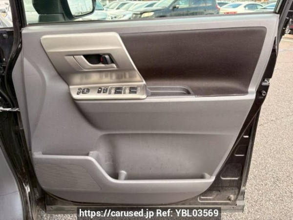 Used 2009 AT toyota noah ZRR70W Image[16]
