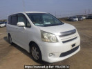 Toyota Noah ZRR70W