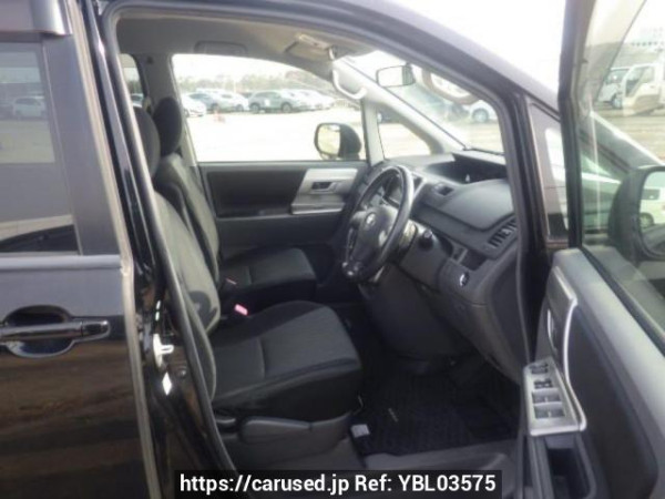 Used 2008 AT toyota noah ZRR70W Image[10]
