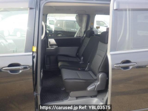 Used 2008 AT toyota noah ZRR70W Image[12]