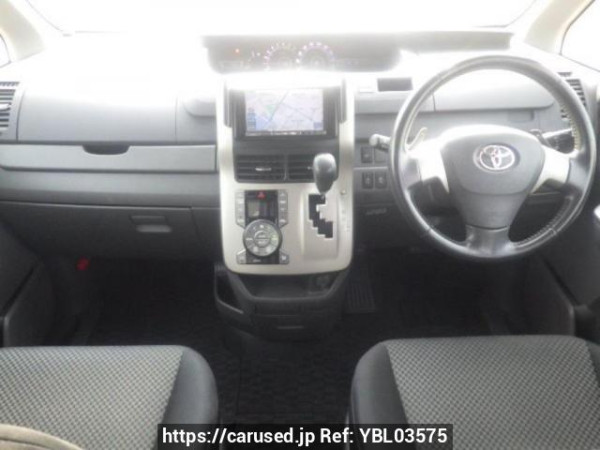 Used 2008 AT toyota noah ZRR70W Image[17]