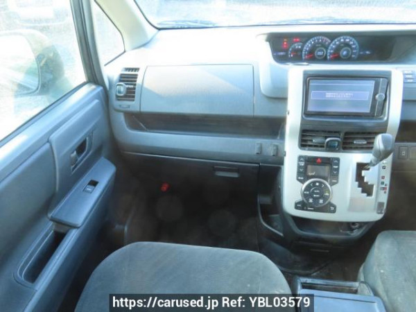 Used 2013 AT toyota noah ZRR70G Image[23]