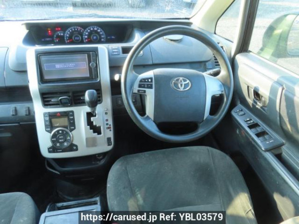 Used 2013 AT toyota noah ZRR70G Image[24]