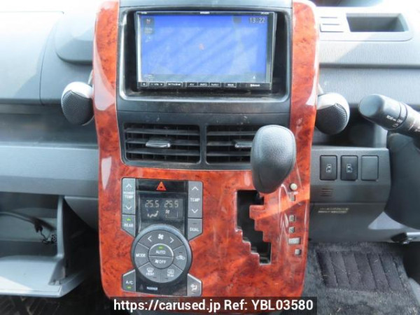 Used 2009 AT toyota noah ZRR70G Image[27]