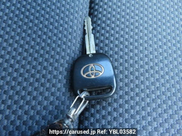 Used 2005 AT toyota wish ZNE10G Image[32]