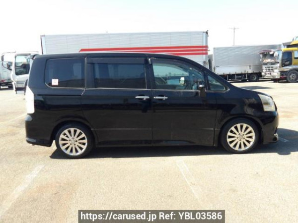 Used 2009 AT toyota noah ZRR70W Image[7]