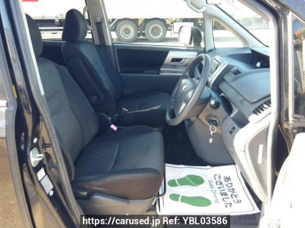 Used 2009 AT toyota noah ZRR70W Image[14]