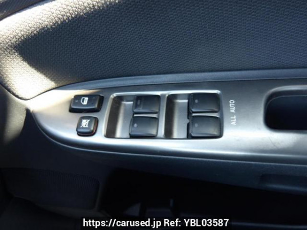 Used 2005 AT toyota wish ZNE10G Image[18]