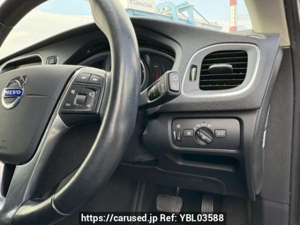 Used 2015 AT volvo v40 MB4164T Image[22]