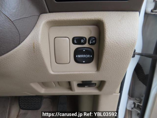Used 2004 AT toyota harrier ACU35W Image[27]