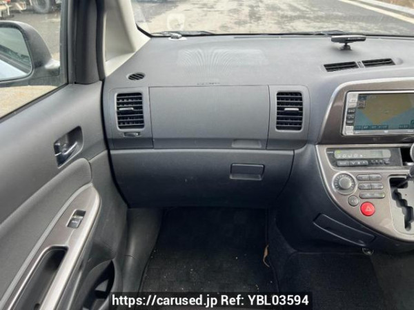 Used 2005 AT toyota wish ZNE10G Image[16]