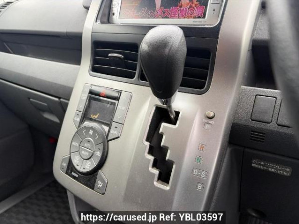 Used 2009 AT toyota noah ZRR70G Image[19]