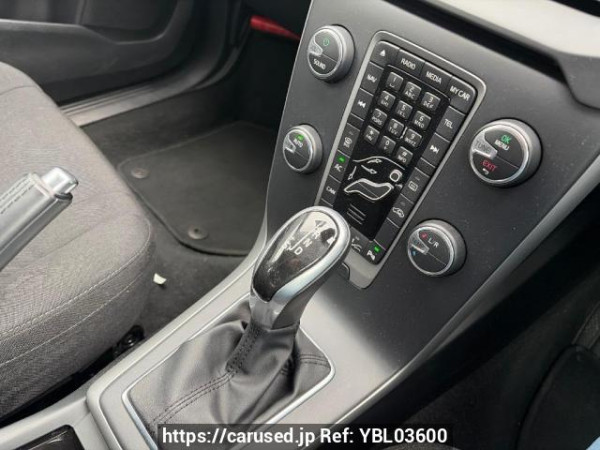 Used 2014 AT volvo v40 MB4164T Image[13]