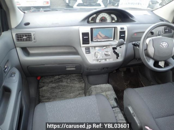 Used 2004 AT toyota raum NCZ20 Image[13]