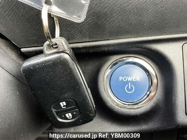 Used 2017 AT toyota aqua DAA-NHP10 Image[8]