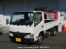 Used 2014 MT toyota dyna-truck XZU675 Image[0]