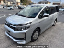 Toyota Voxy ZWR80G