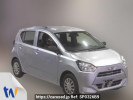 Daihatsu Mira e:S LA350S