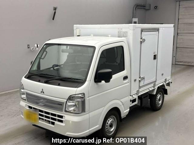 Mitsubishi Minicab Truck 2024 from Japan