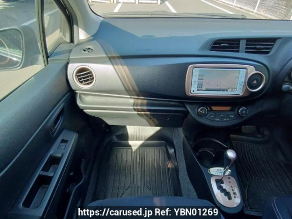 Used 2013 AT toyota vitz NSP130 Image[18]